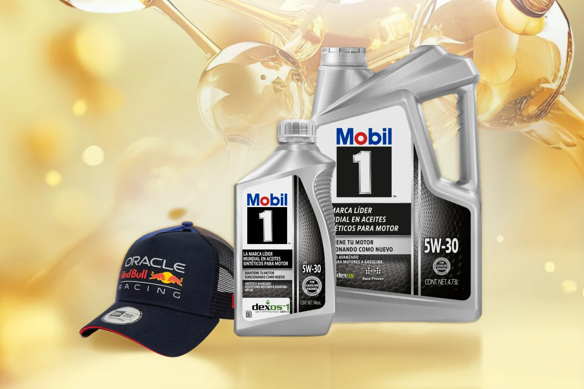 Productos Mobil participantes junto a la gorra de Oracle Red Bull Racing